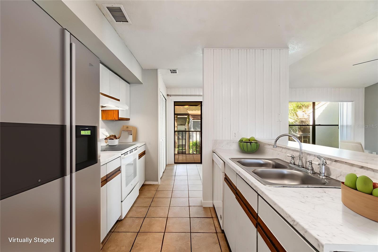 Image 13 of 41 For 4706 Sutton Terrace 111a2