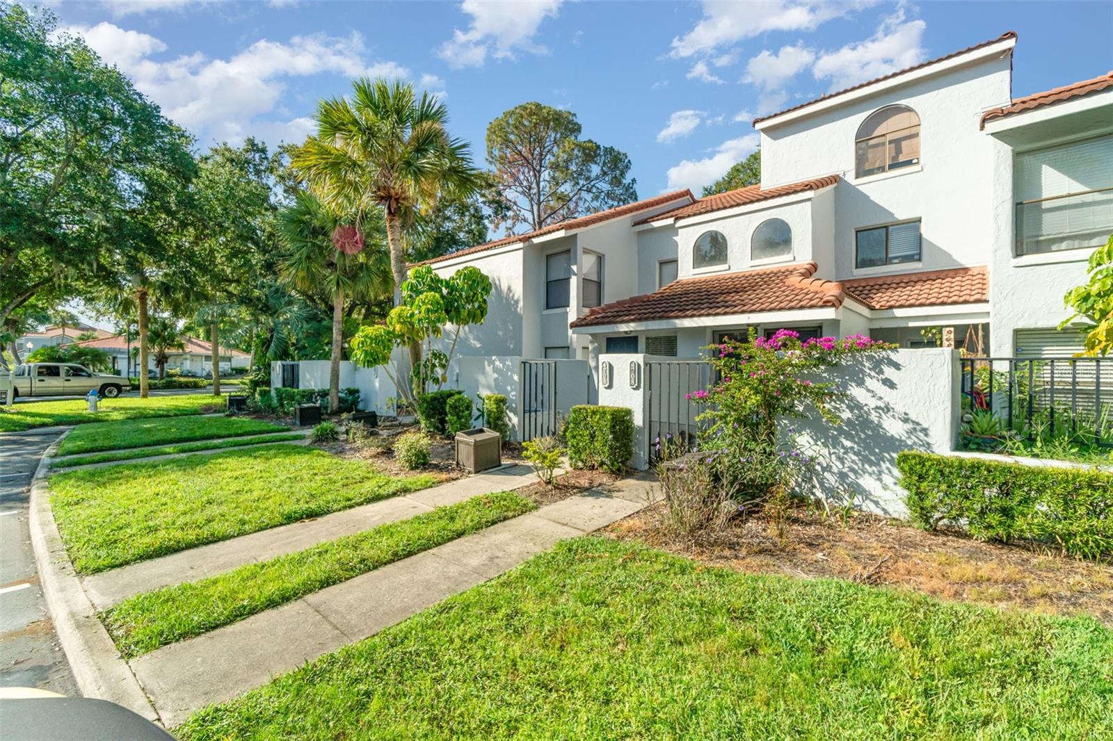 Image 3 of 41 For 4706 Sutton Terrace 111a2