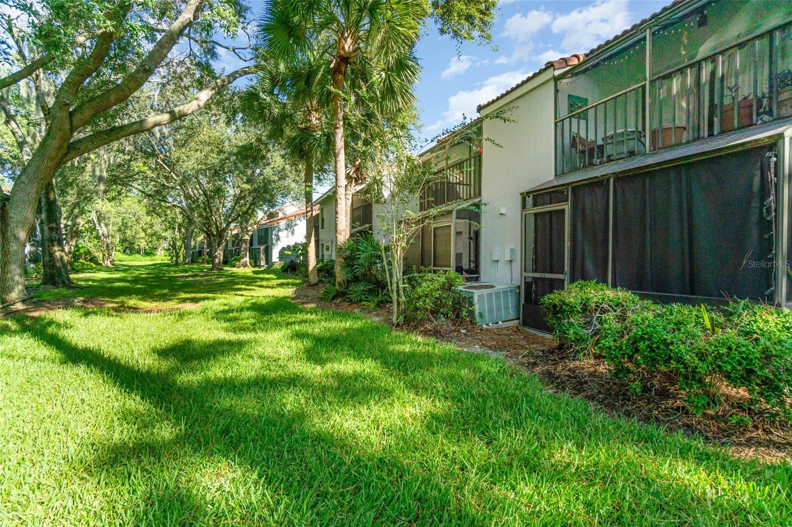 Image 31 of 41 For 4706 Sutton Terrace 111a2