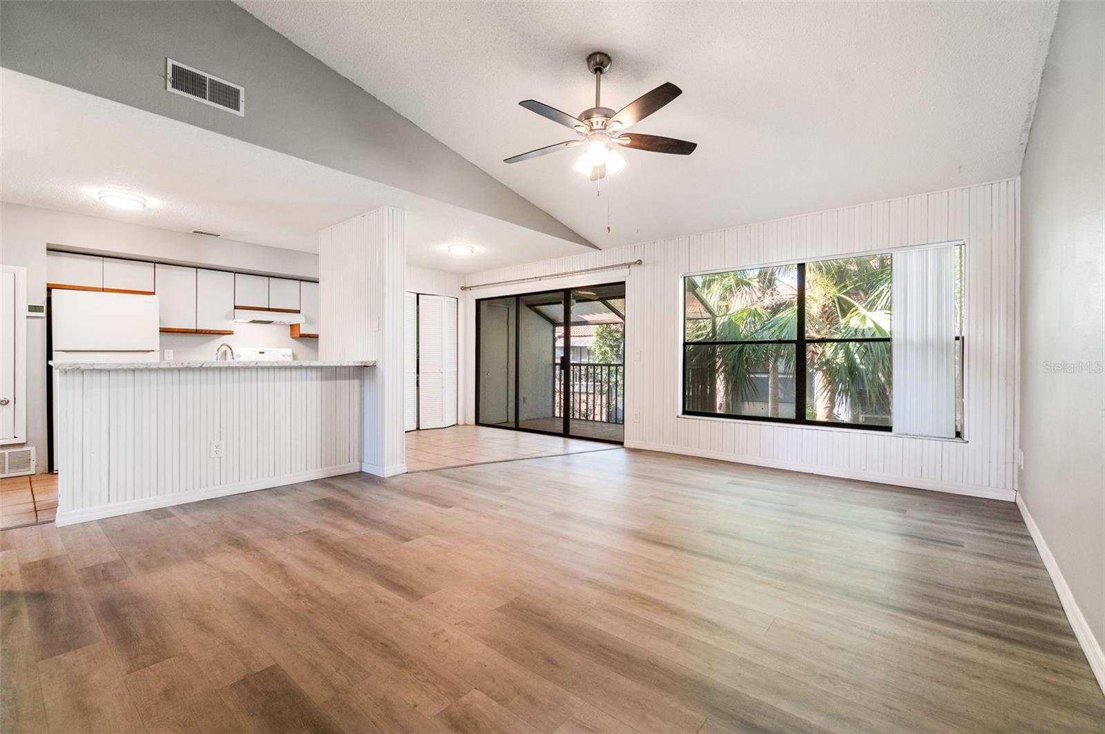 Image 5 of 41 For 4706 Sutton Terrace 111a2
