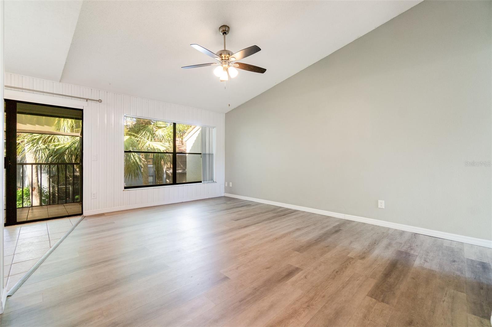 Image 9 of 41 For 4706 Sutton Terrace 111a2