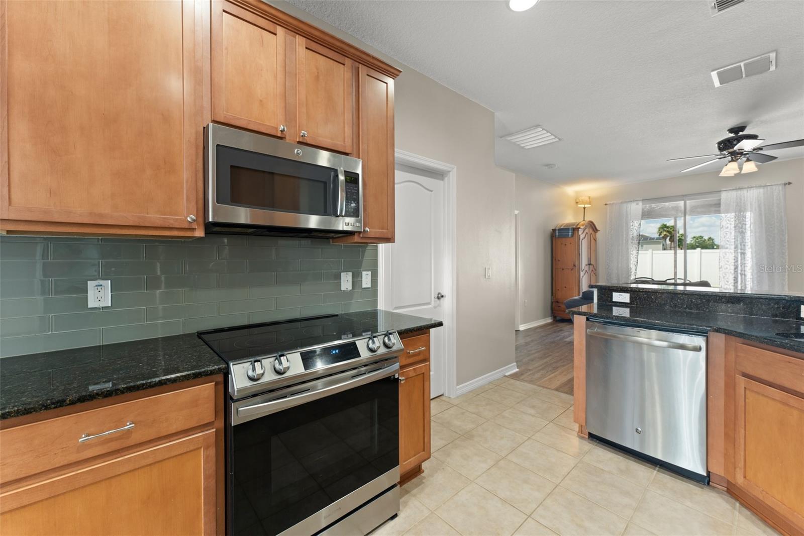 Image 10 of 42 For 706 Grandhaven Way