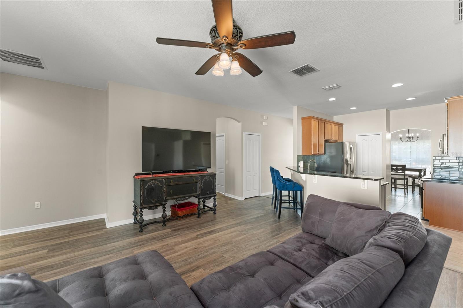 Image 14 of 42 For 706 Grandhaven Way