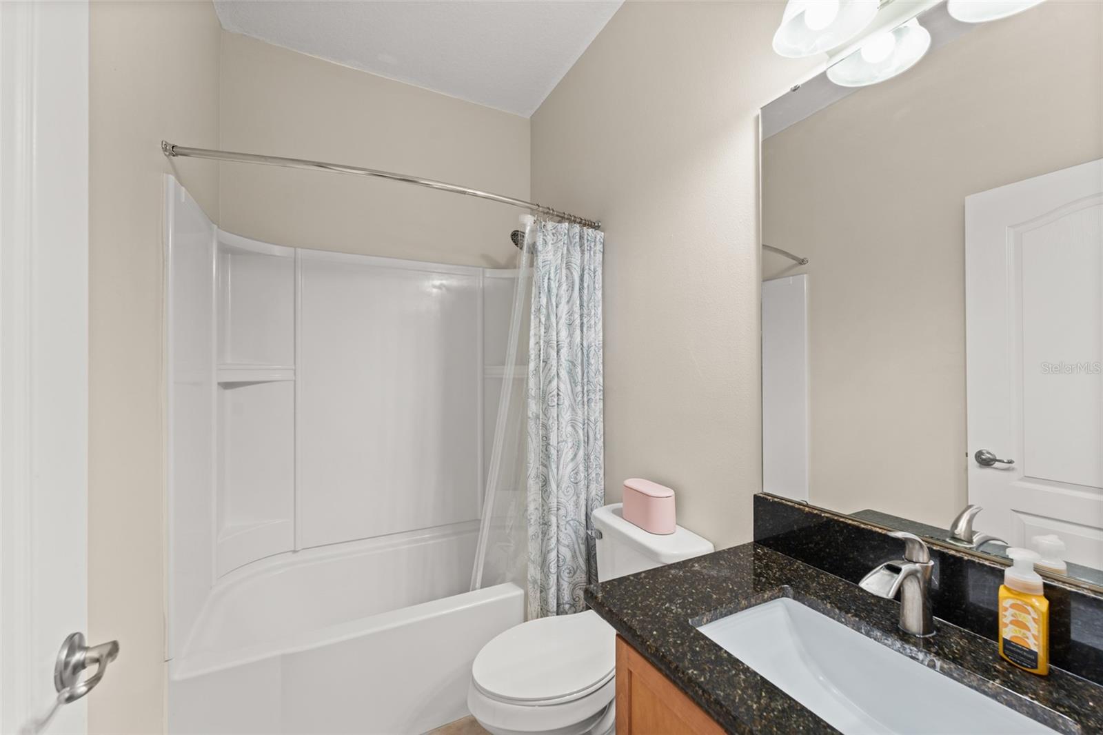 Image 23 of 42 For 706 Grandhaven Way