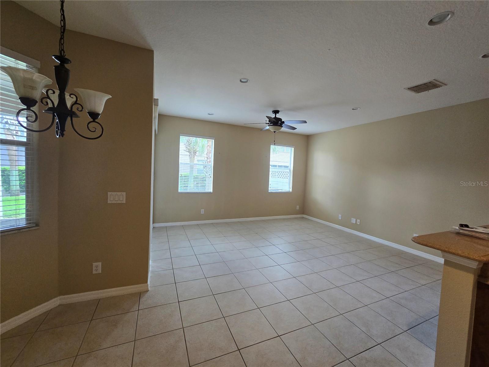 Image 4 of 18 For 614 Cruz Bay Circle
