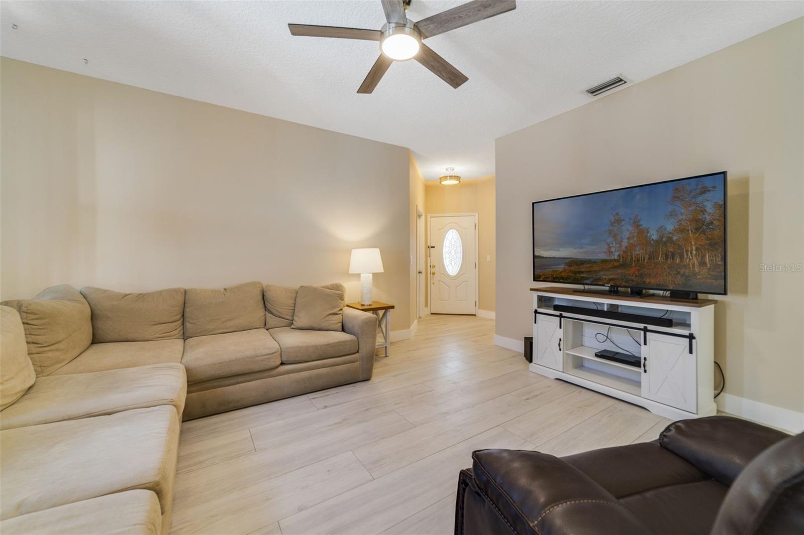 Image 10 of 20 For 12727 Woodbury Oaks Drive
