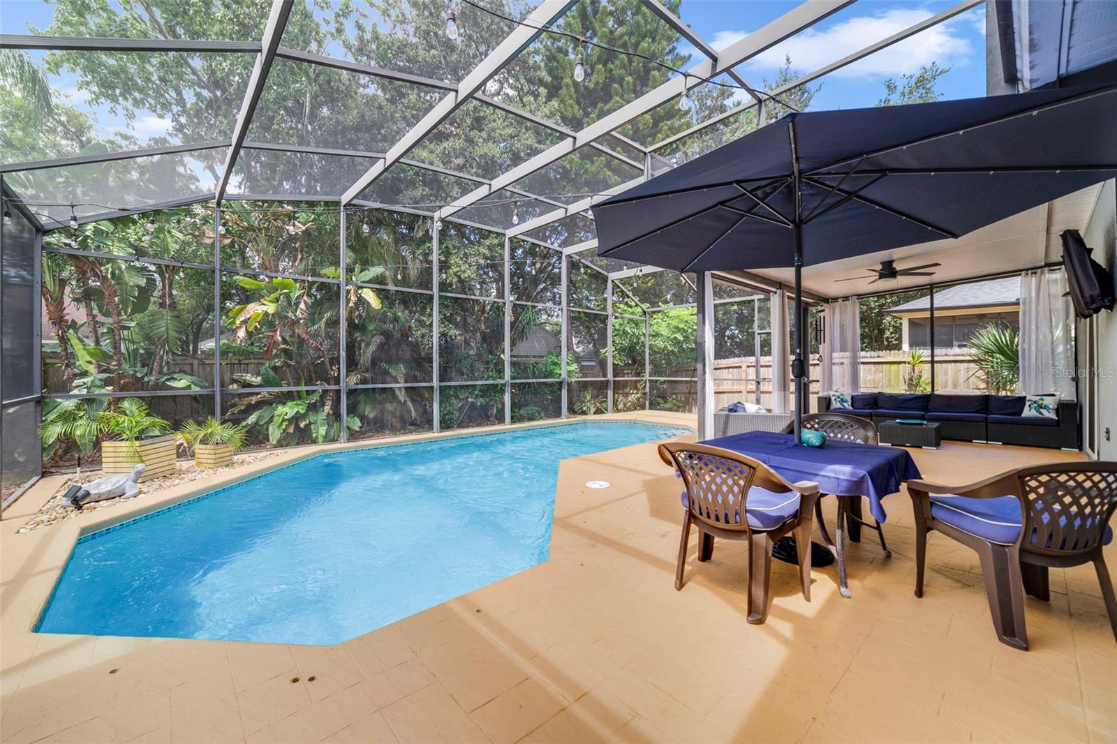 Image 18 of 20 For 12727 Woodbury Oaks Drive