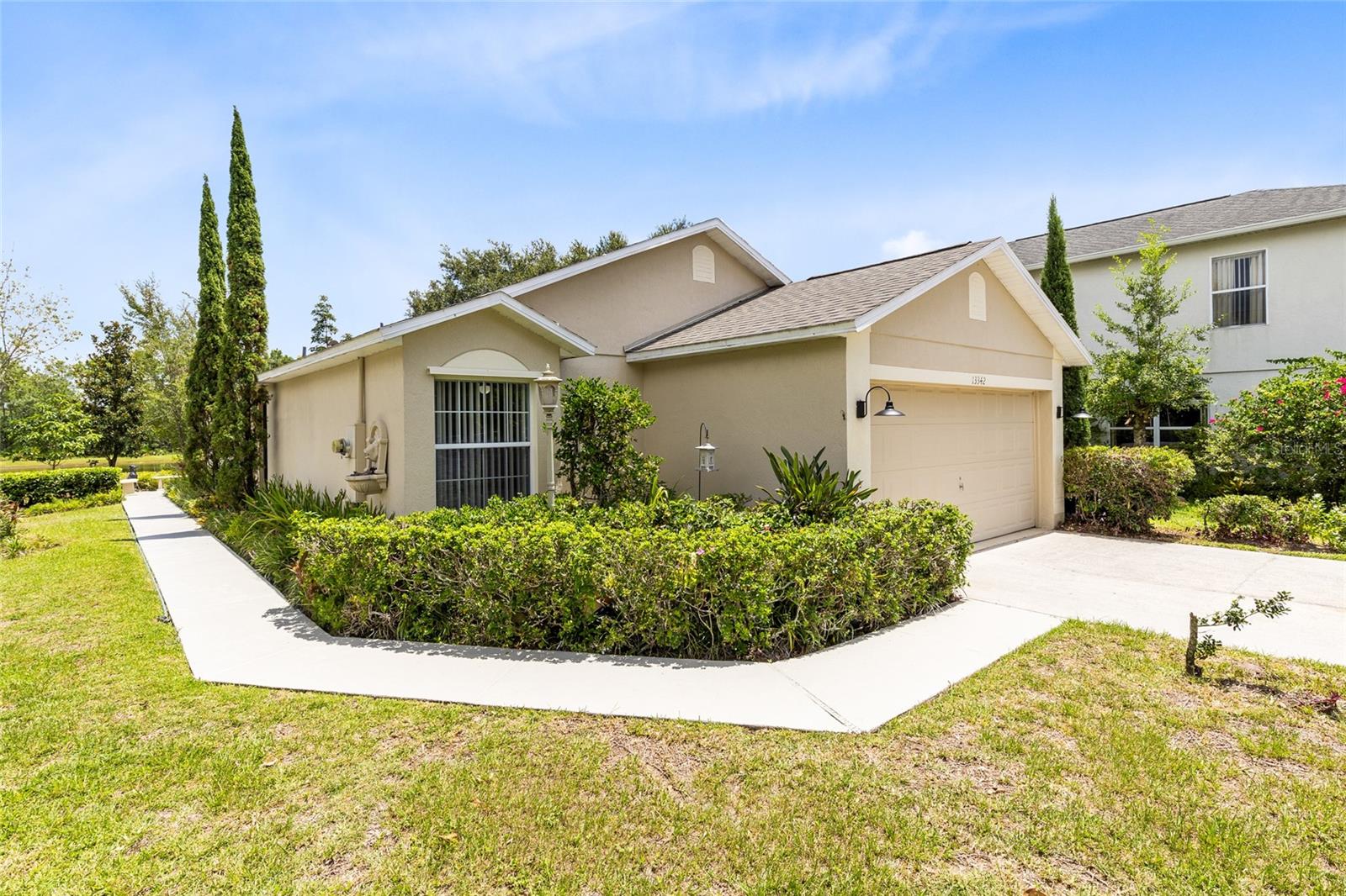 Image 3 of 35 For 13342 Briar Forest Court
