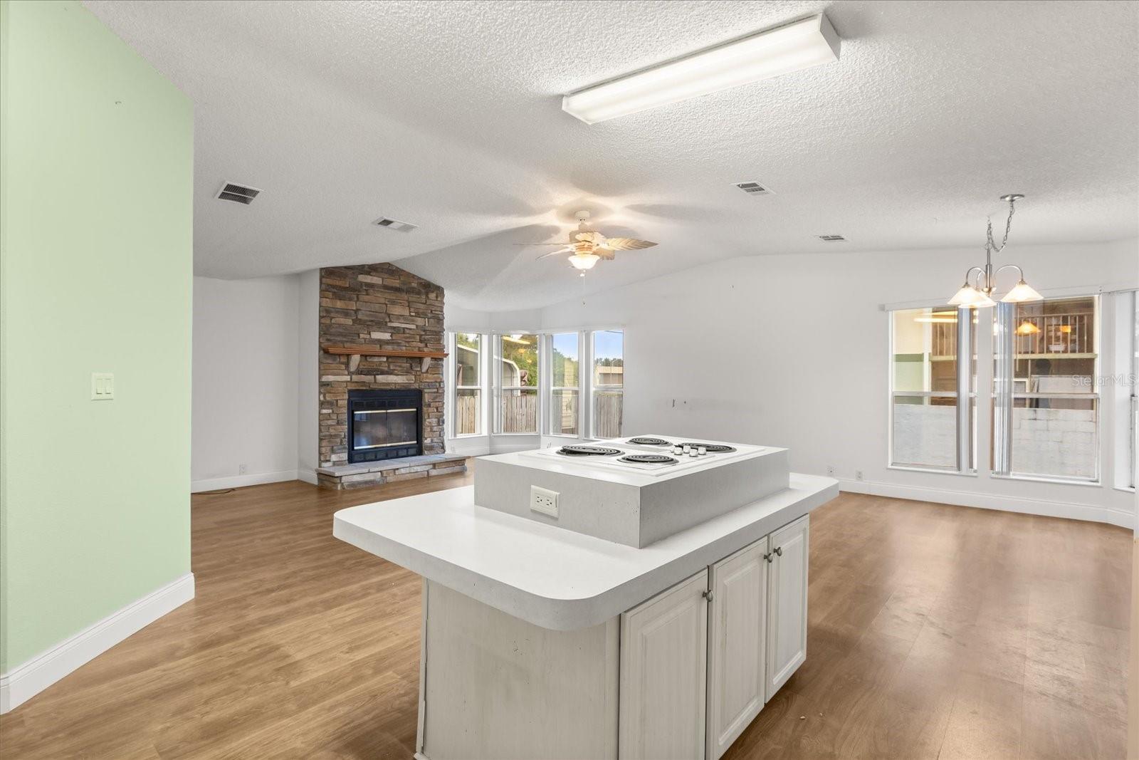 Image 8 of 29 For 1134 Luther Drive