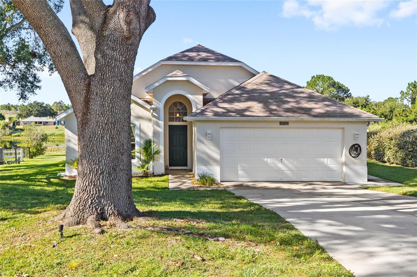 Image 29 of 41 For 10732 Porter Trail