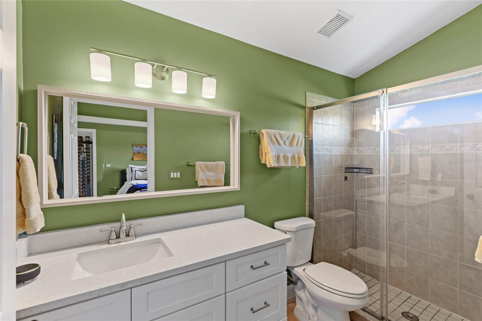 Image 8 of 41 For 10732 Porter Trail