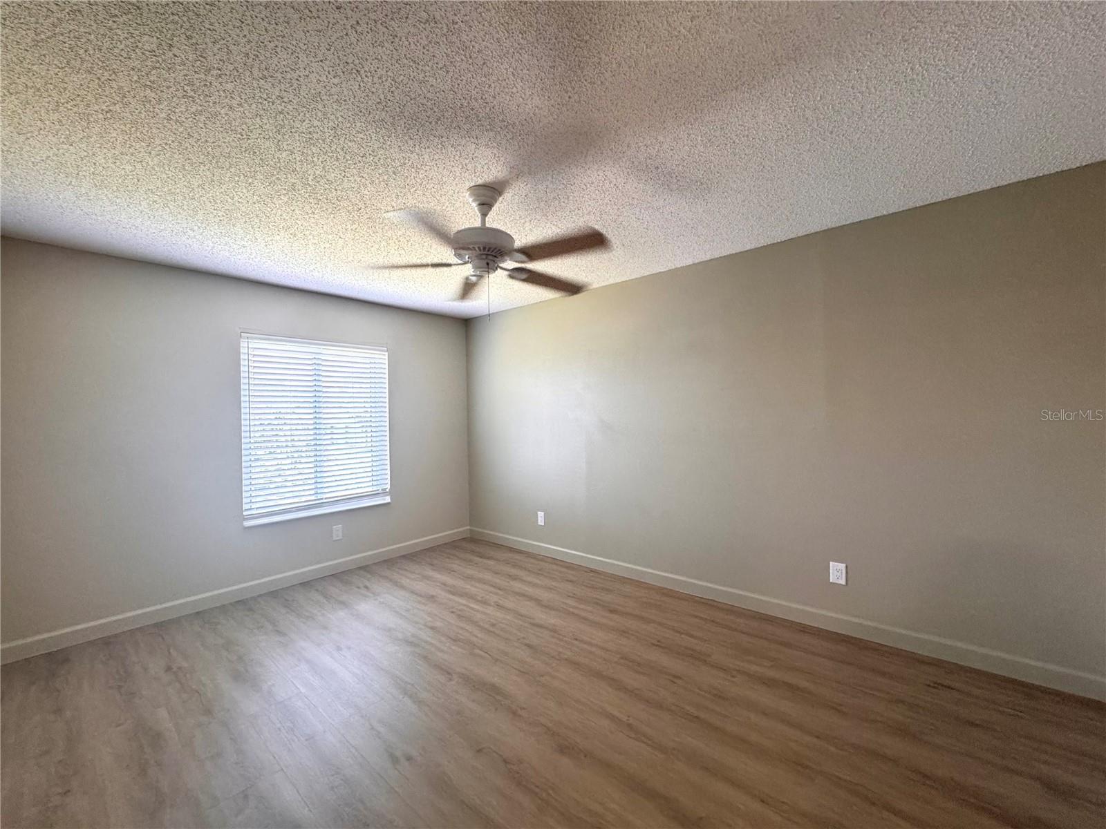 Image 13 of 20 For 1036 Pine Ridge Circle 1036