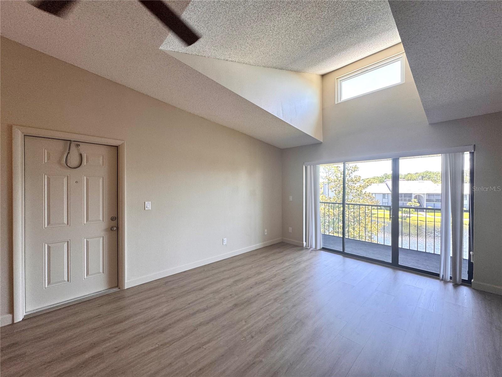 Image 7 of 20 For 1036 Pine Ridge Circle 1036