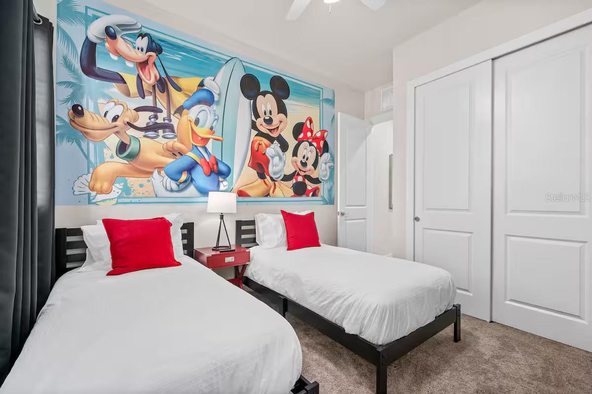 Image 19 of 39 For 7568 Sunflower Circle