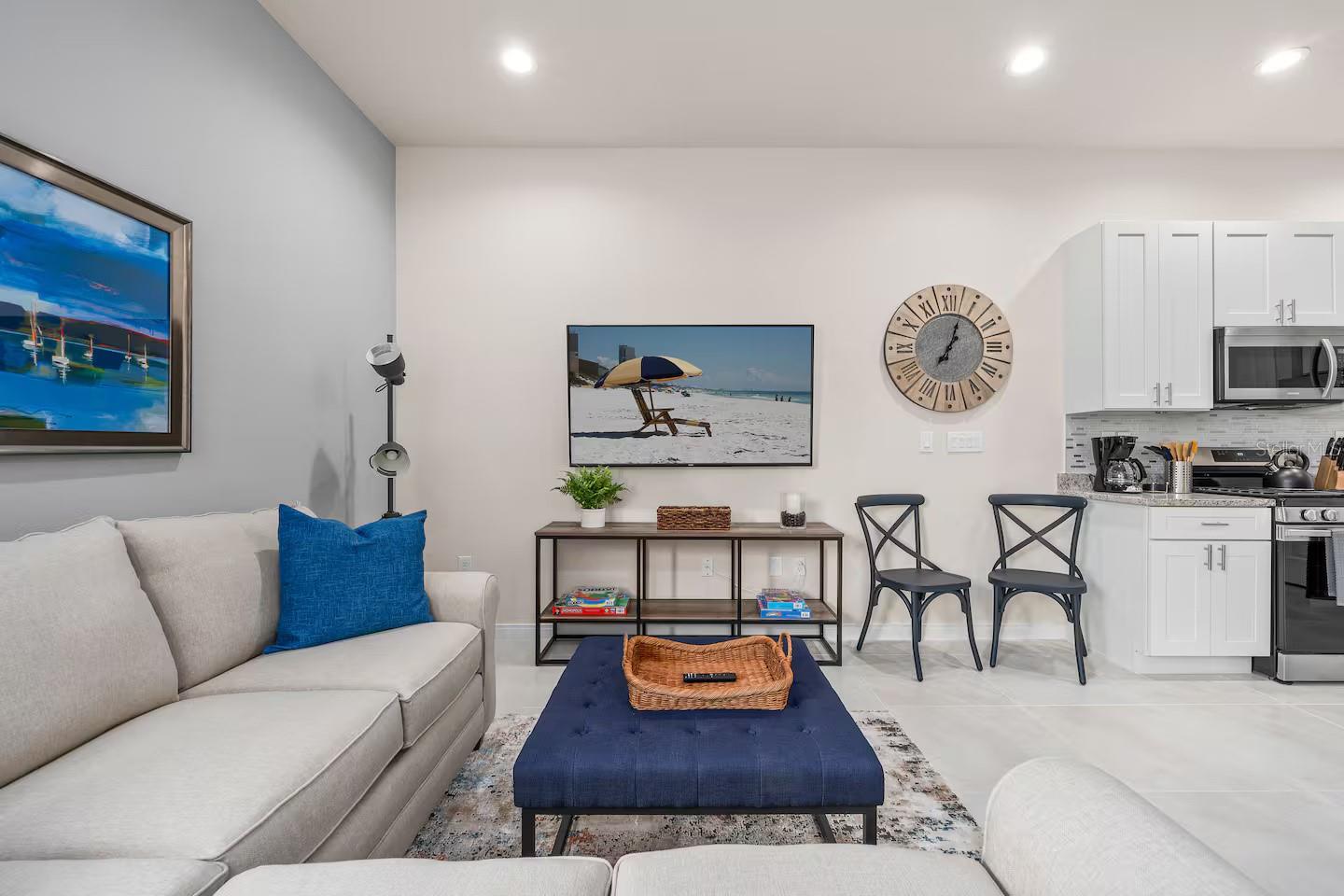 Image 5 of 39 For 7568 Sunflower Circle