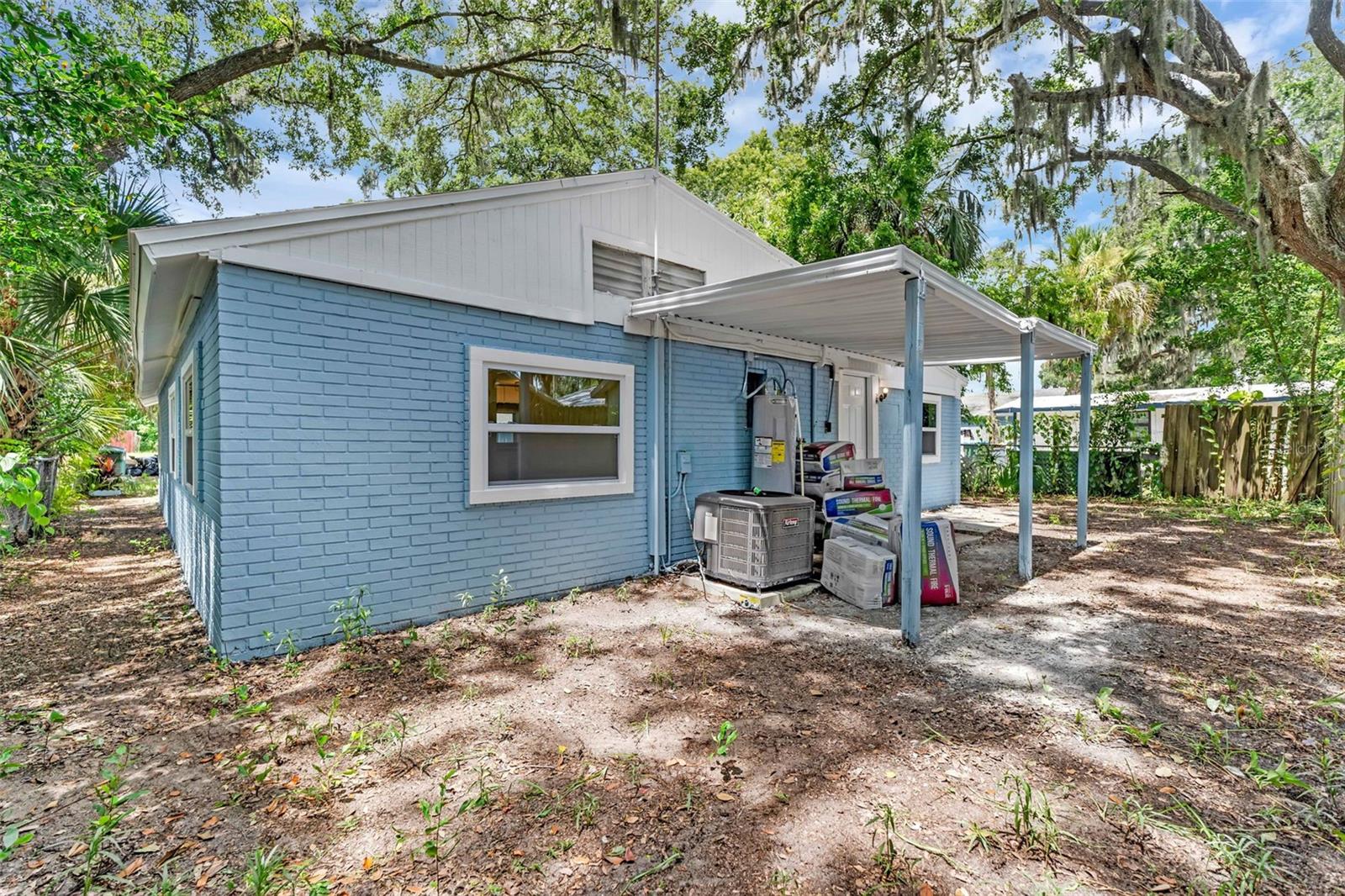 Image 20 of 25 For 813 Magnolia Avenue