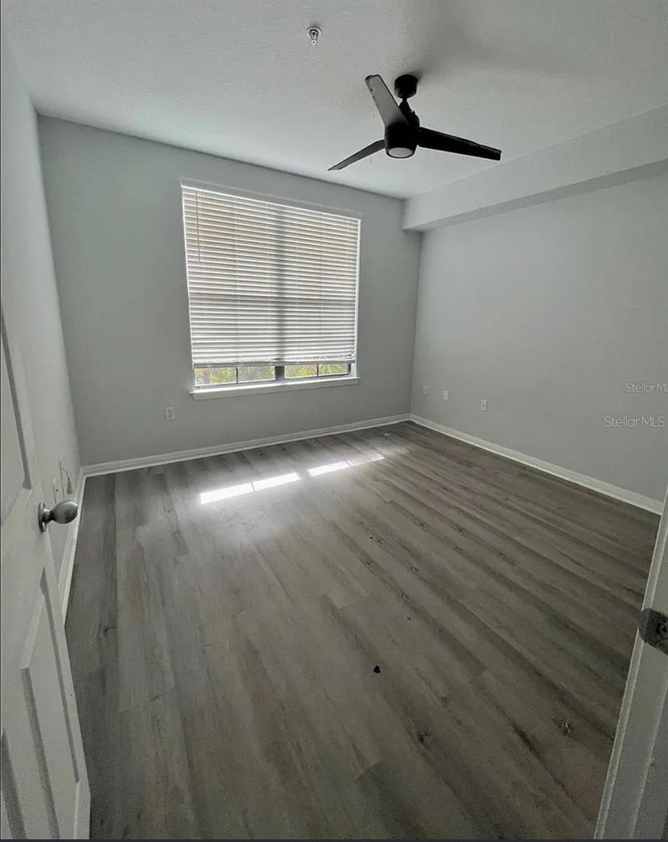 Image 8 of 18 For 911 Orange Avenue 246
