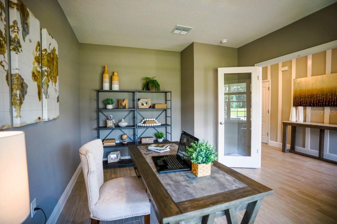 Image 11 of 46 For 2220 Elegant Manor Circle
