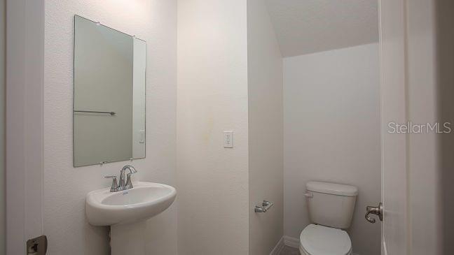 Image 33 of 46 For 2220 Elegant Manor Circle