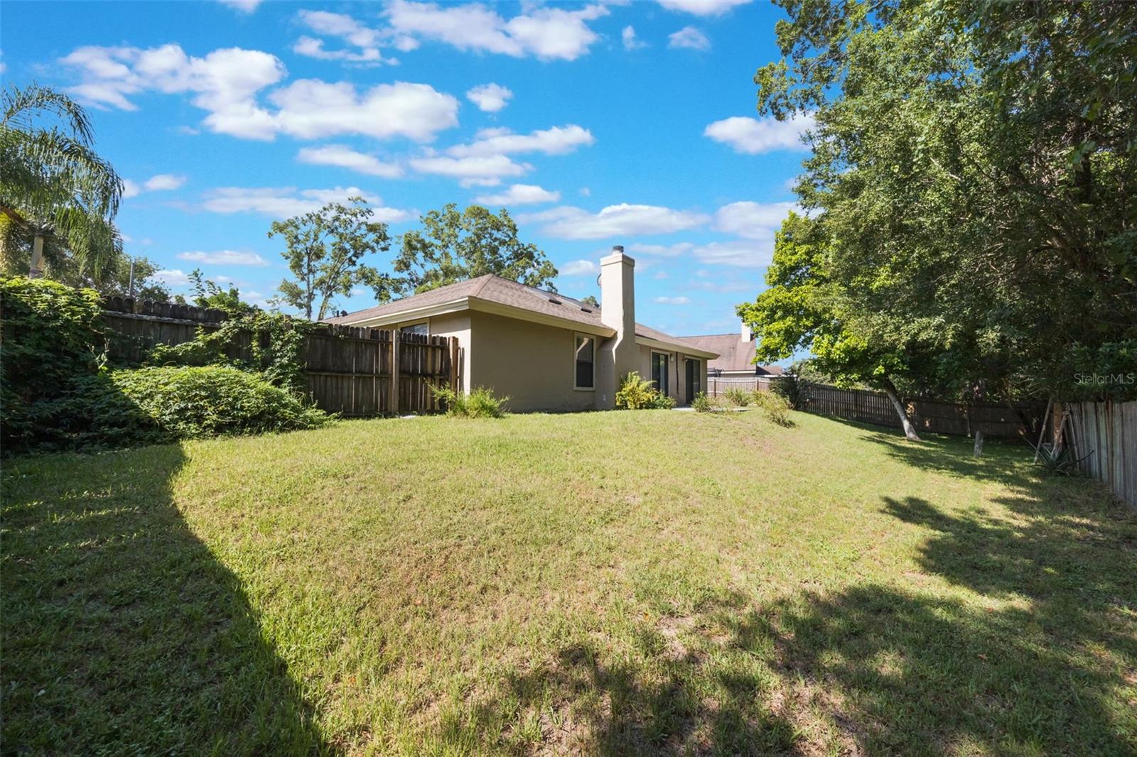 Image 24 of 41 For 840 Lake Jackson Circle
