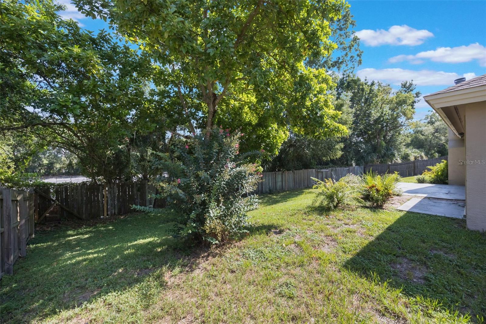 Image 25 of 41 For 840 Lake Jackson Circle