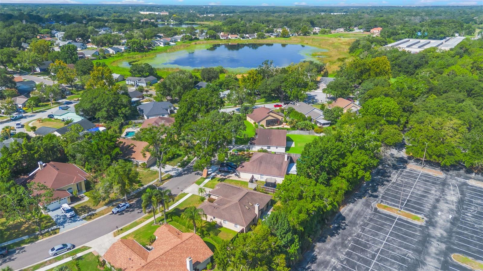Image 30 of 41 For 840 Lake Jackson Circle