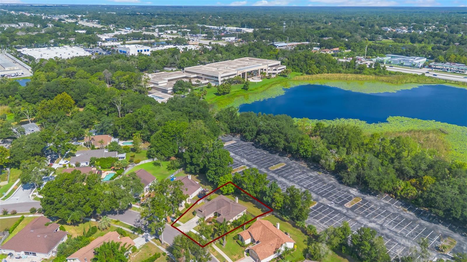 Image 33 of 41 For 840 Lake Jackson Circle