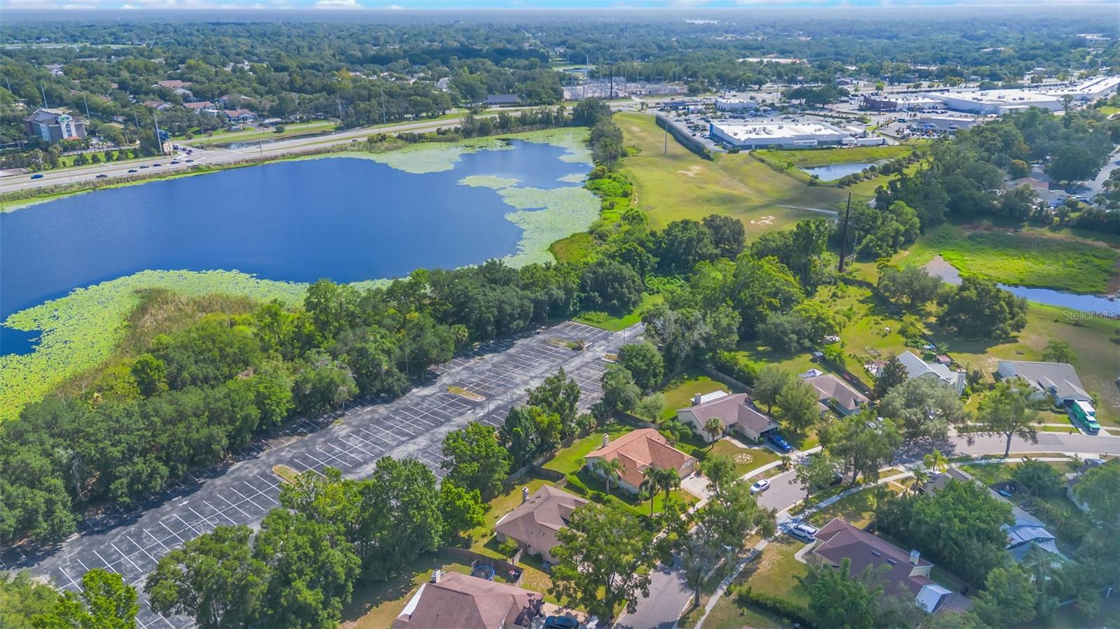 Image 37 of 41 For 840 Lake Jackson Circle