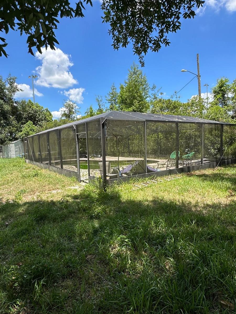 Image 13 of 17 For 810 Eastover Circle
