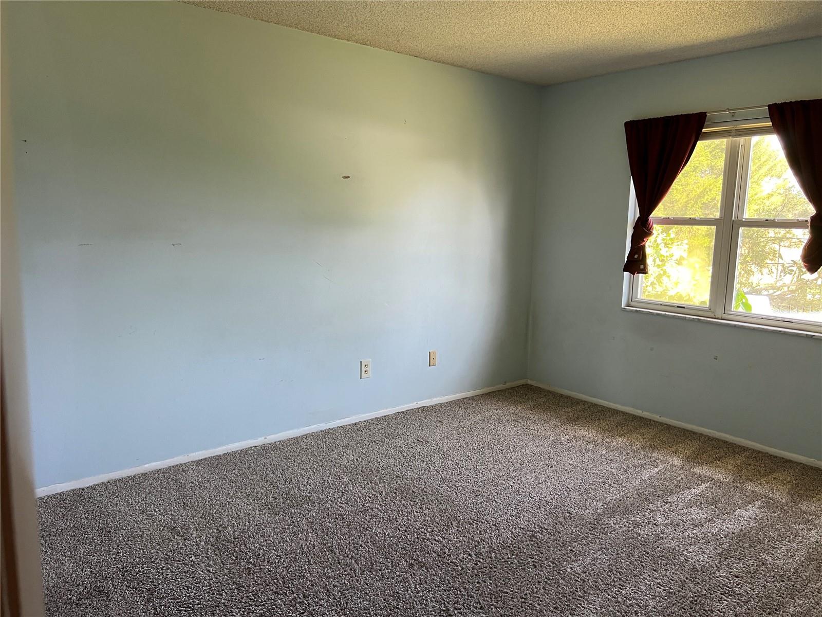 Image 6 of 17 For 520 Jupiter Way