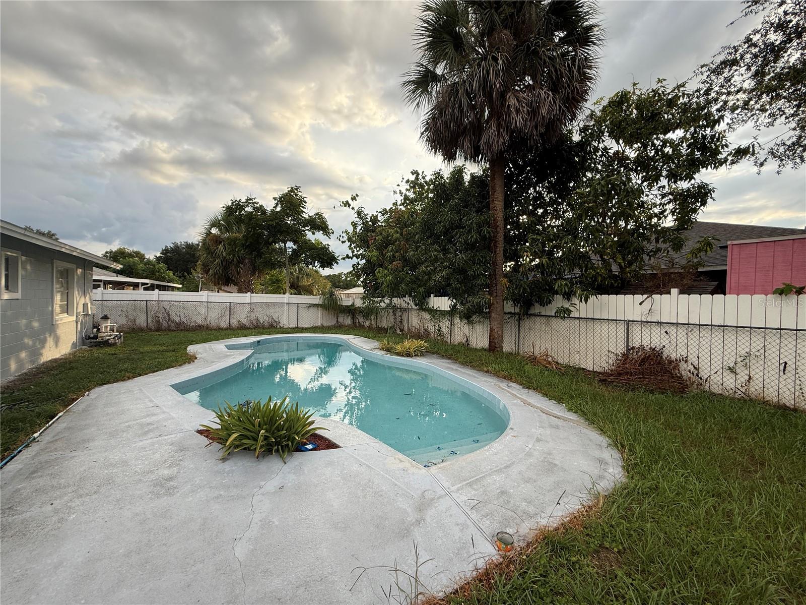 Image 15 of 16 For 10413 Twiggs Court