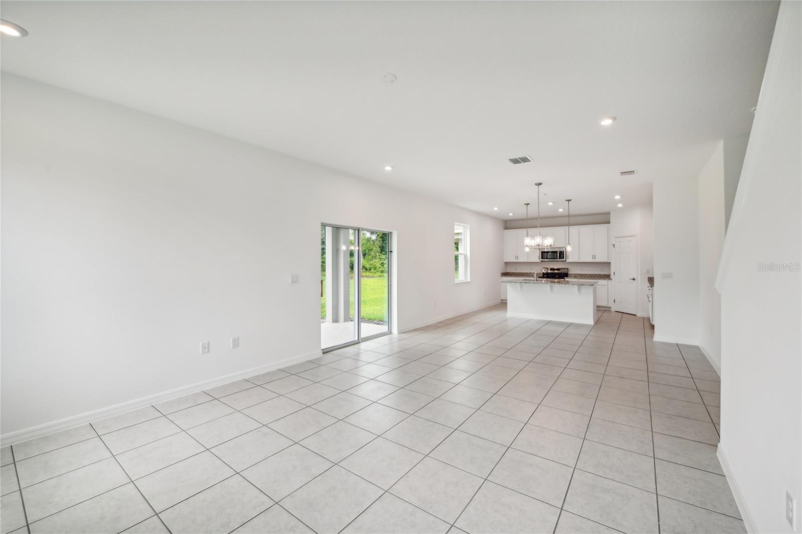 Image 15 of 35 For 12983 Trovita Drive