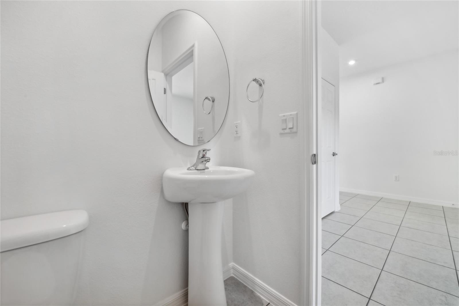 Image 21 of 35 For 12983 Trovita Drive
