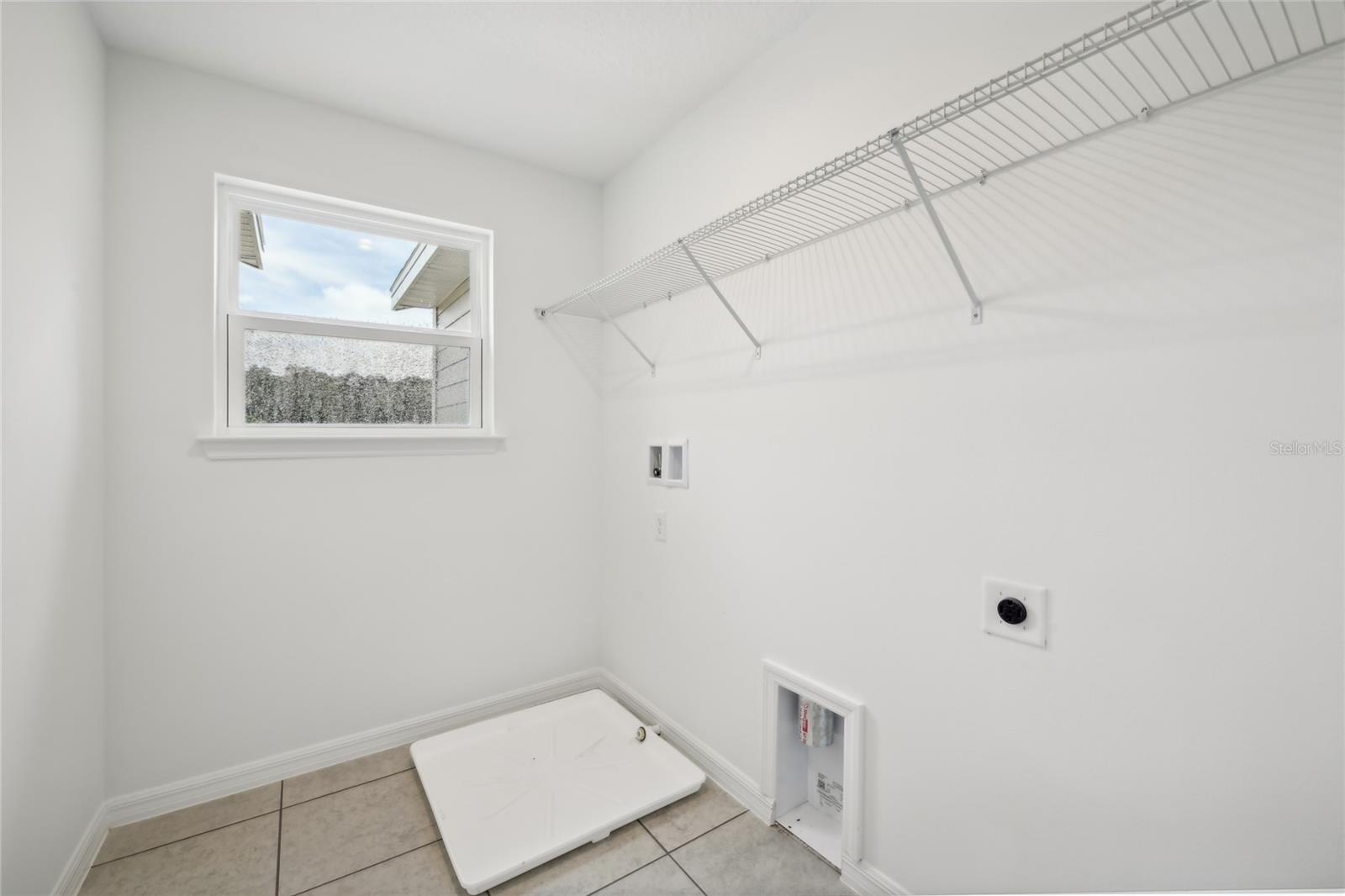 Image 26 of 35 For 12983 Trovita Drive