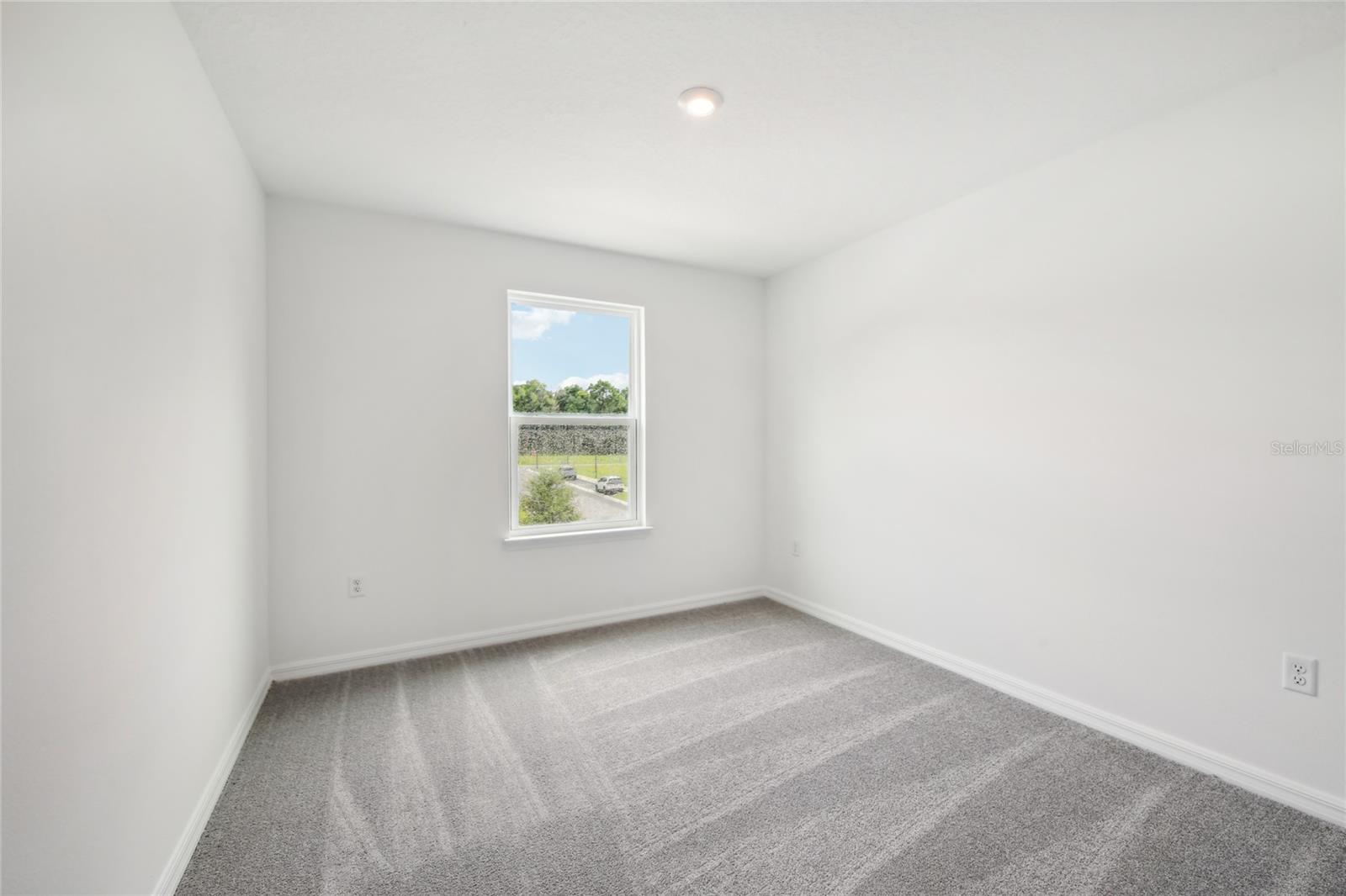 Image 27 of 35 For 12983 Trovita Drive