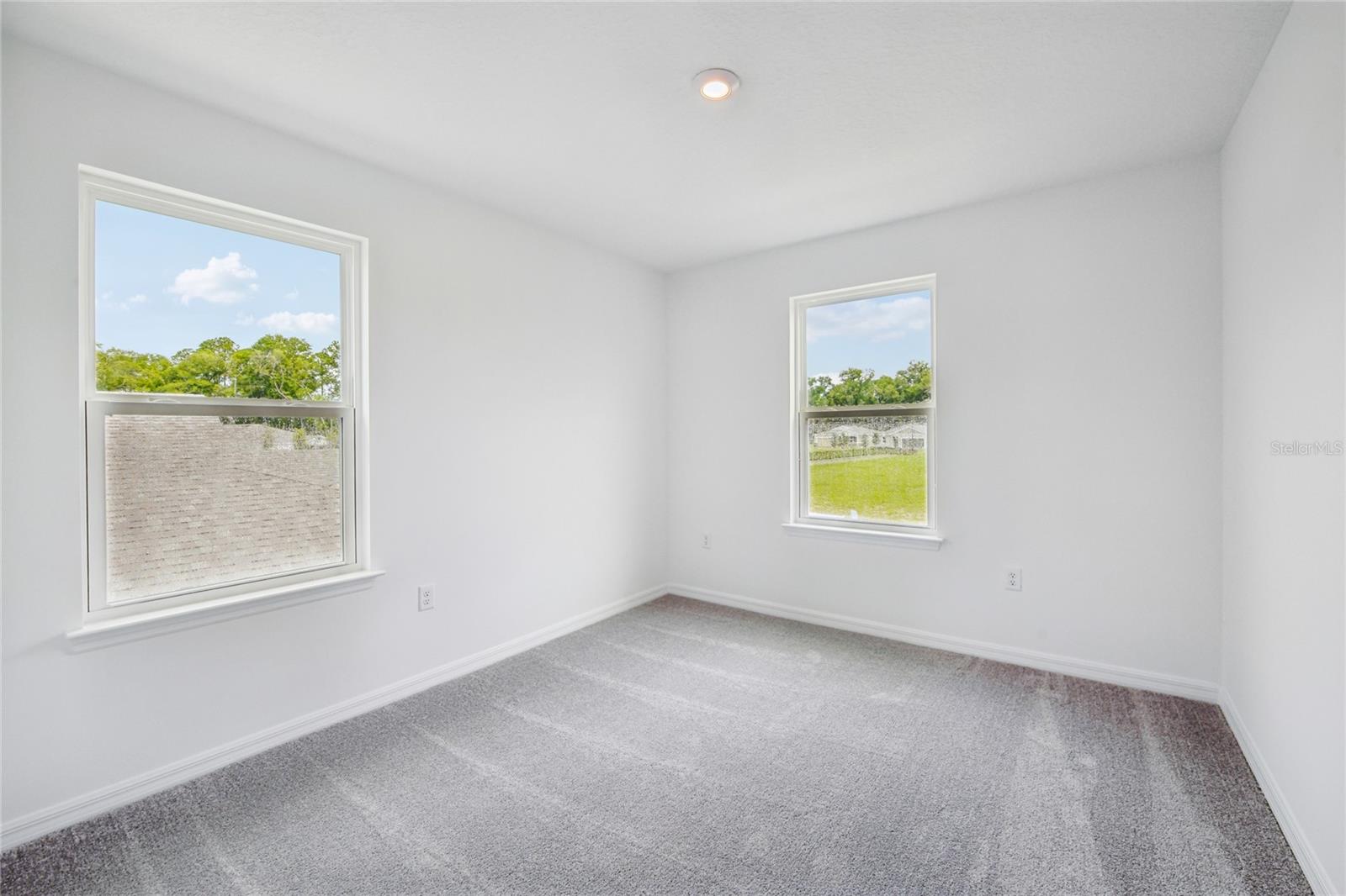 Image 29 of 35 For 12983 Trovita Drive