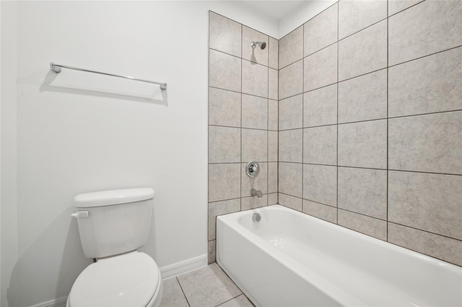 Image 33 of 35 For 12983 Trovita Drive