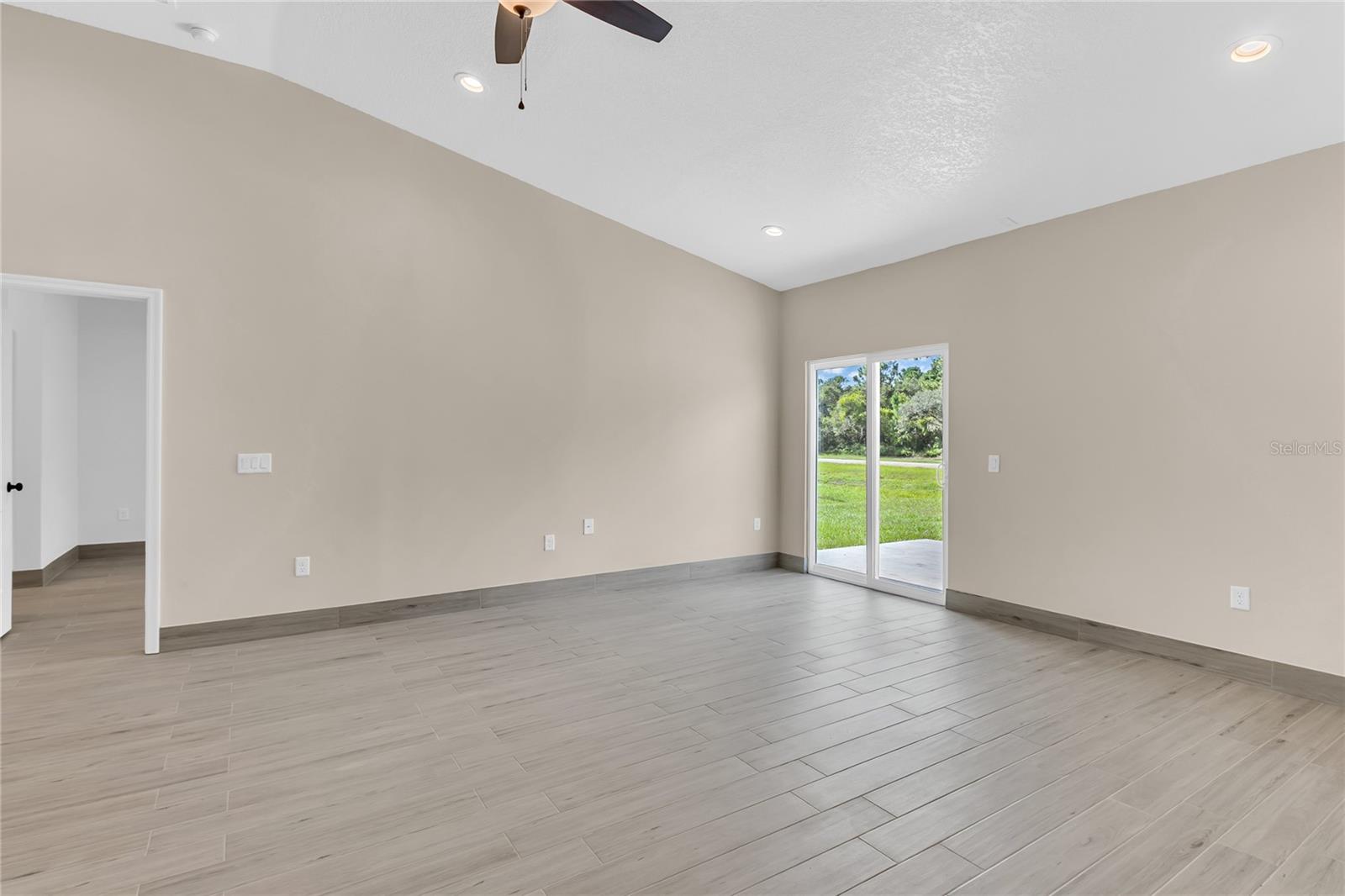 Image 12 of 22 For 17 Herring Court