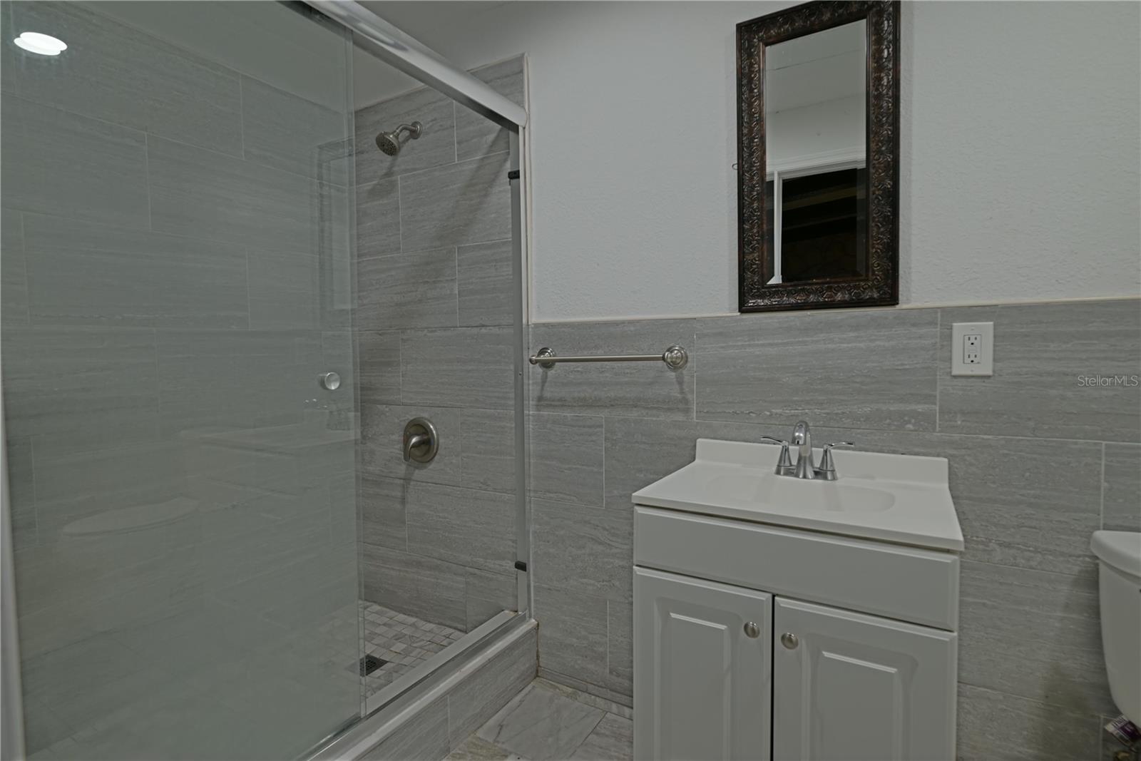 Image 11 of 20 For 5401 San Juan Boulevard