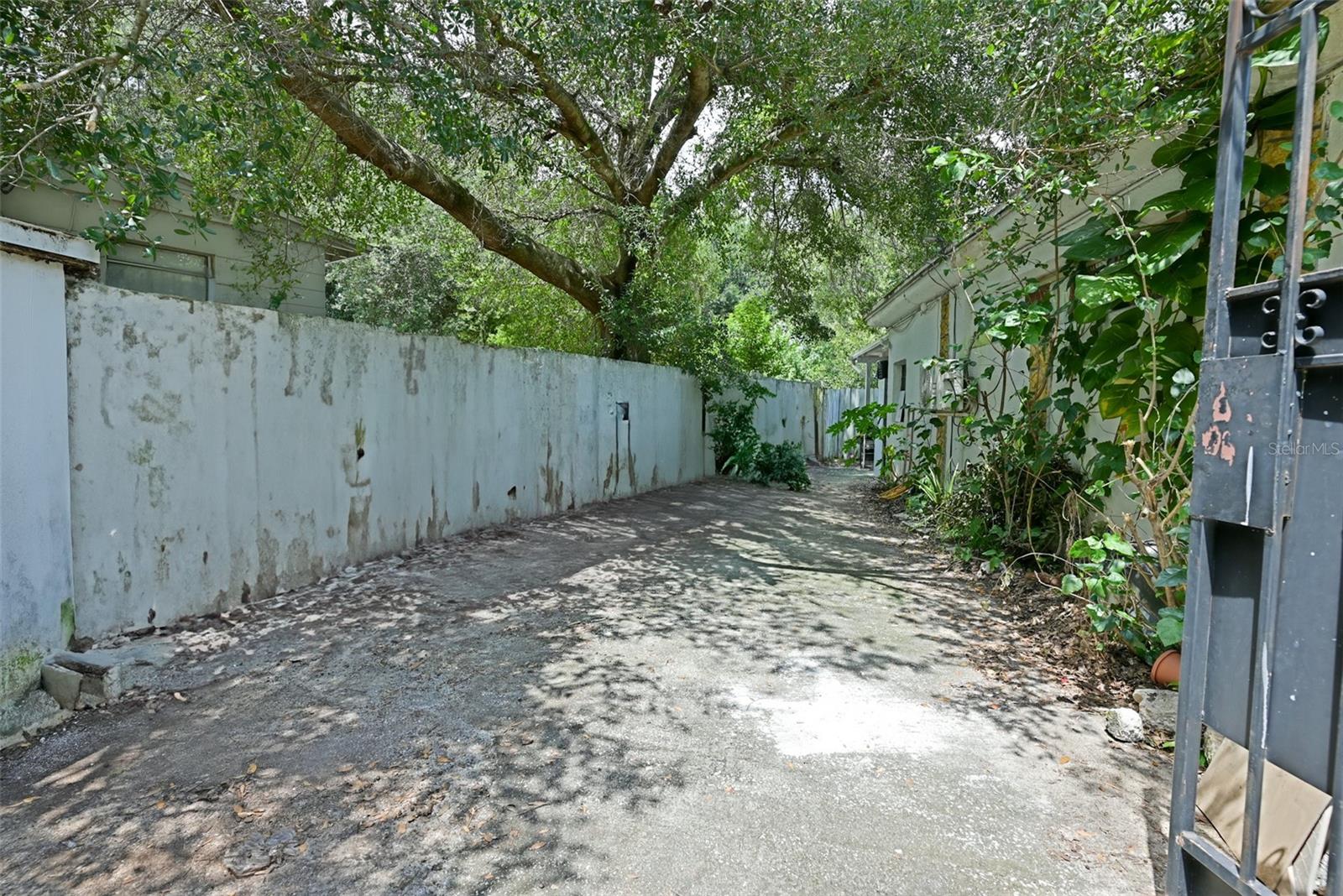 Image 3 of 20 For 5401 San Juan Boulevard