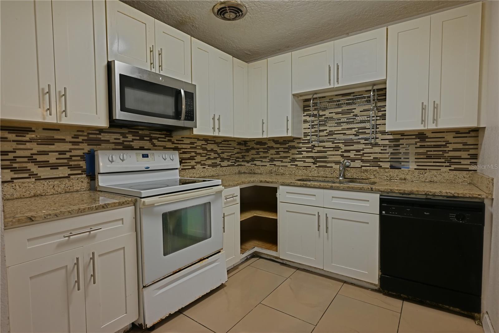 Image 8 of 20 For 5401 San Juan Boulevard