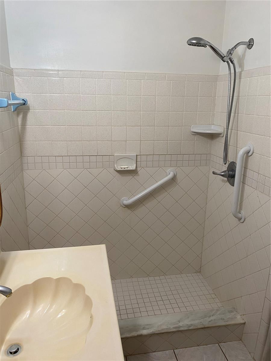 Image 18 of 30 For 3236 Milton Lane