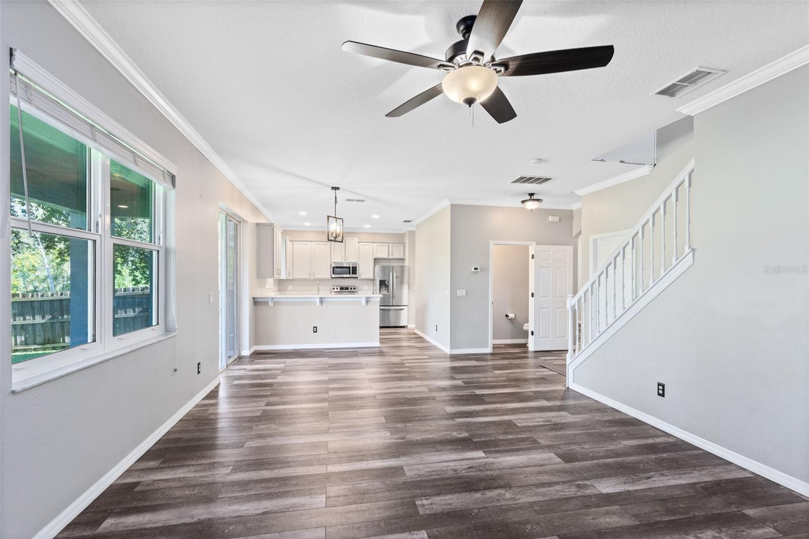 Image 10 of 32 For 8386 Baywood Vista Drive