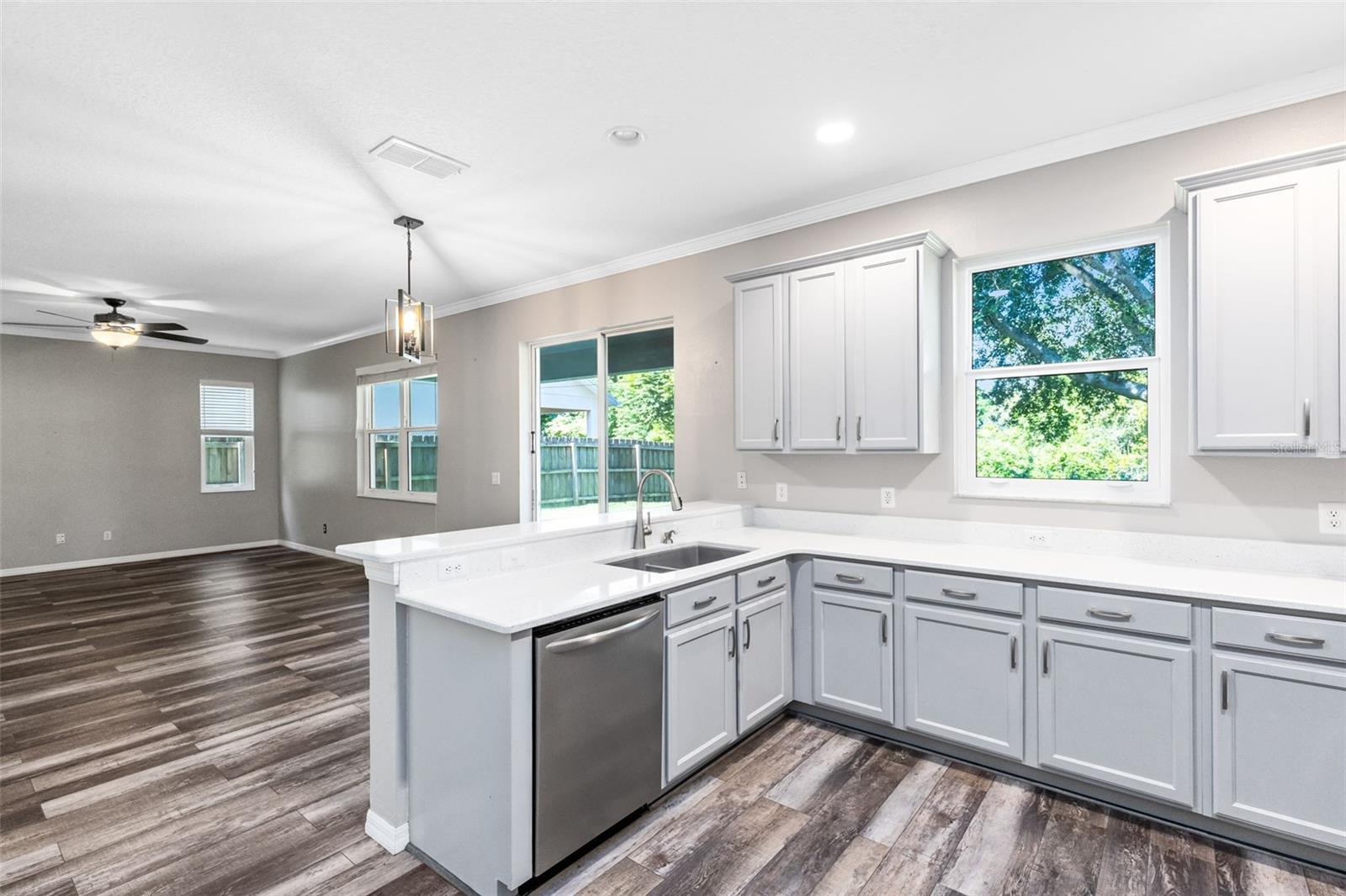 Image 12 of 32 For 8386 Baywood Vista Drive