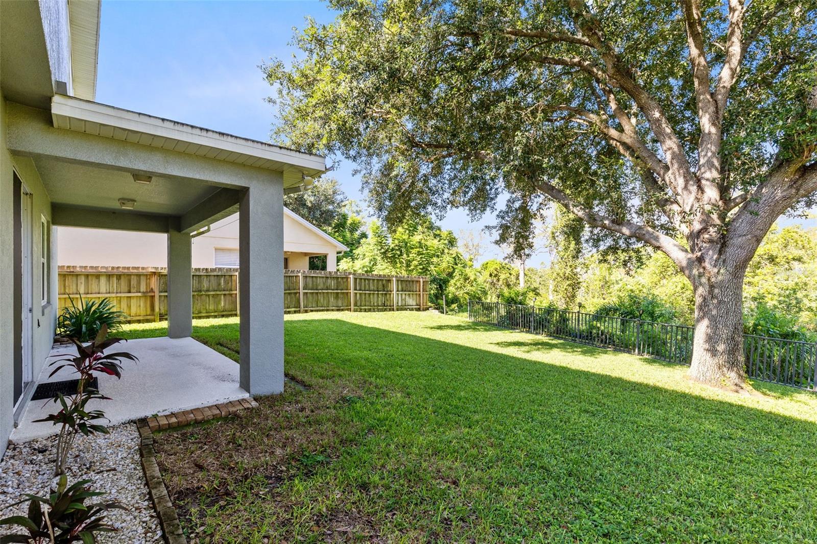 Image 25 of 32 For 8386 Baywood Vista Drive