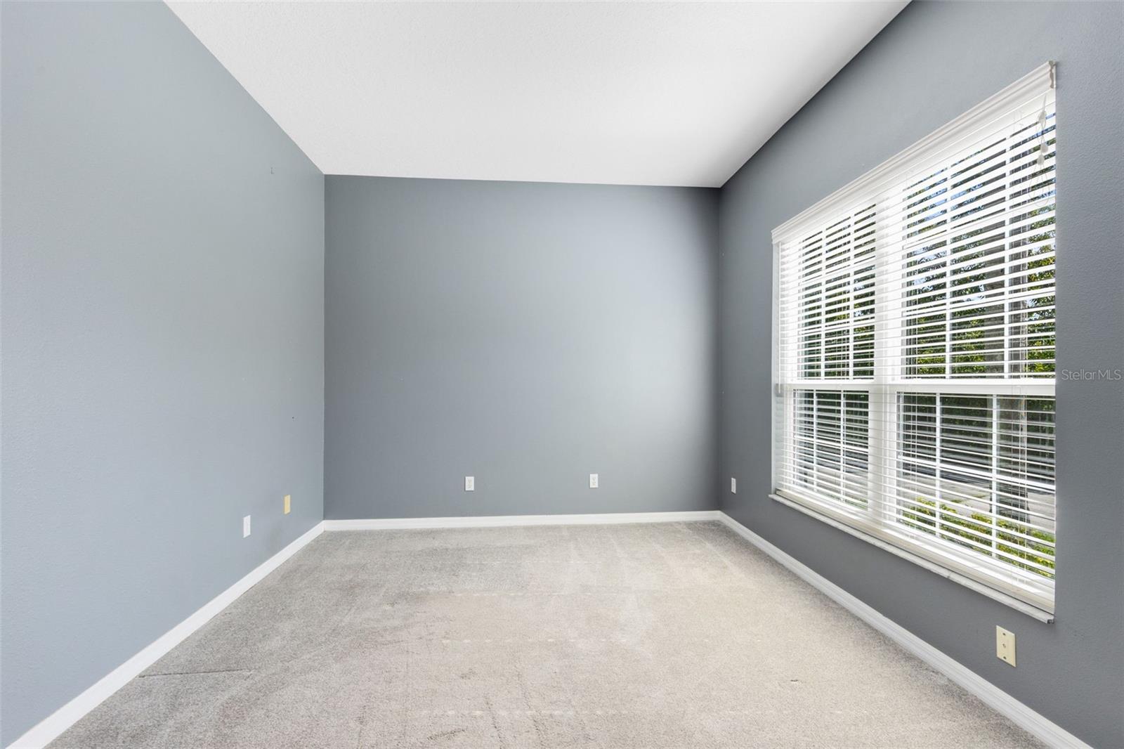 Image 4 of 32 For 8386 Baywood Vista Drive
