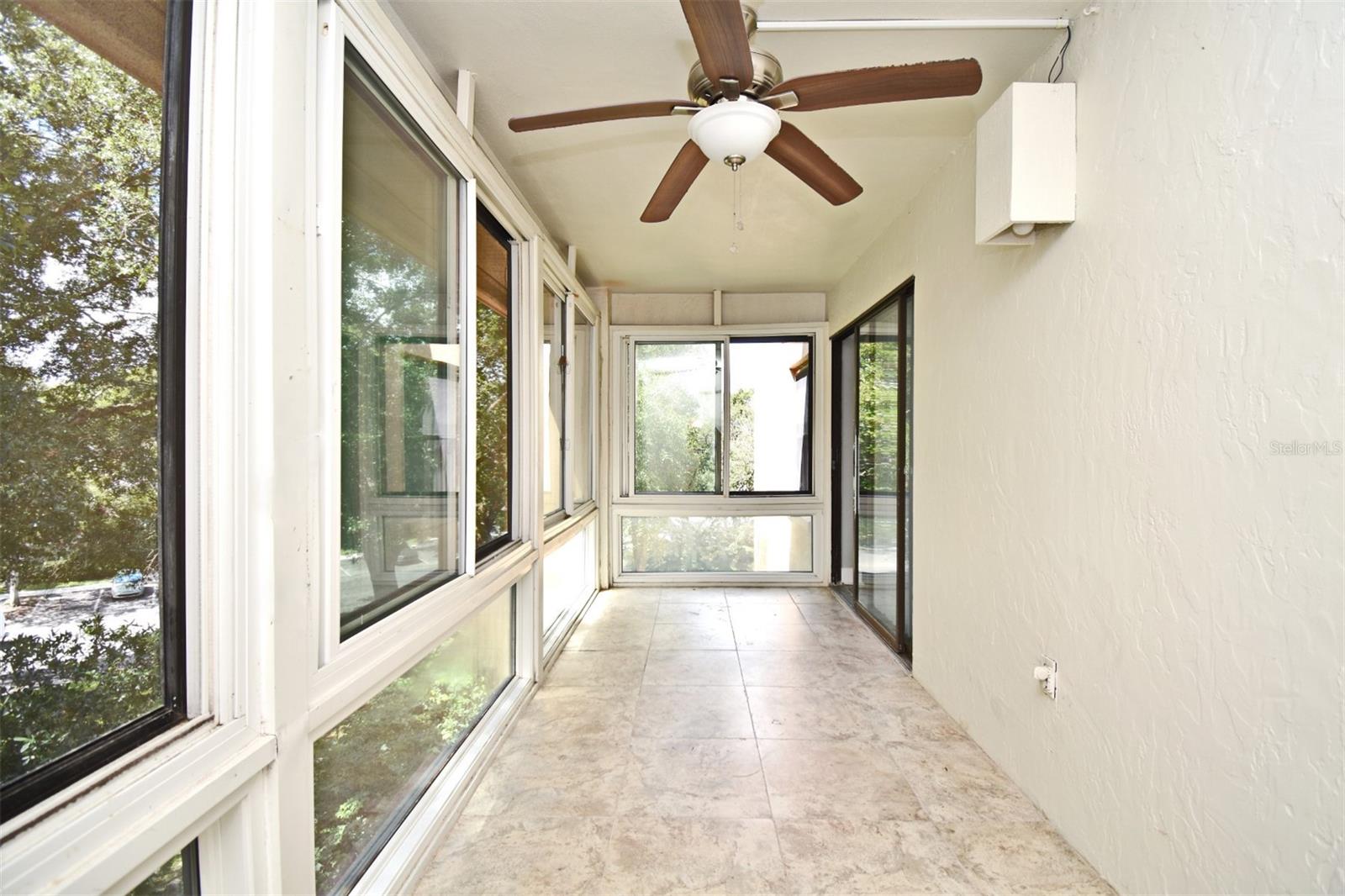 Image 13 of 45 For 610 Cranes Way 301
