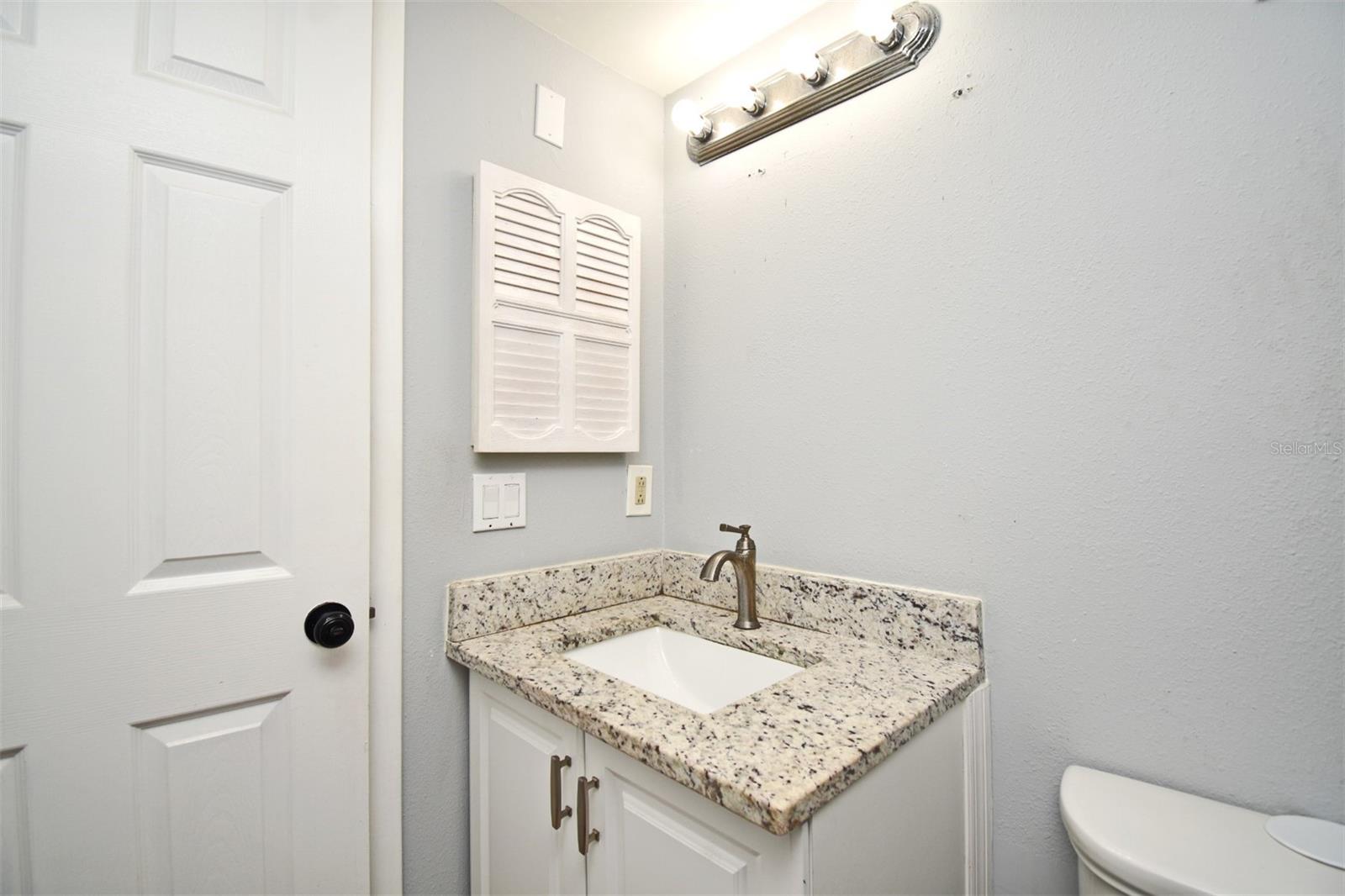 Image 18 of 45 For 610 Cranes Way 301