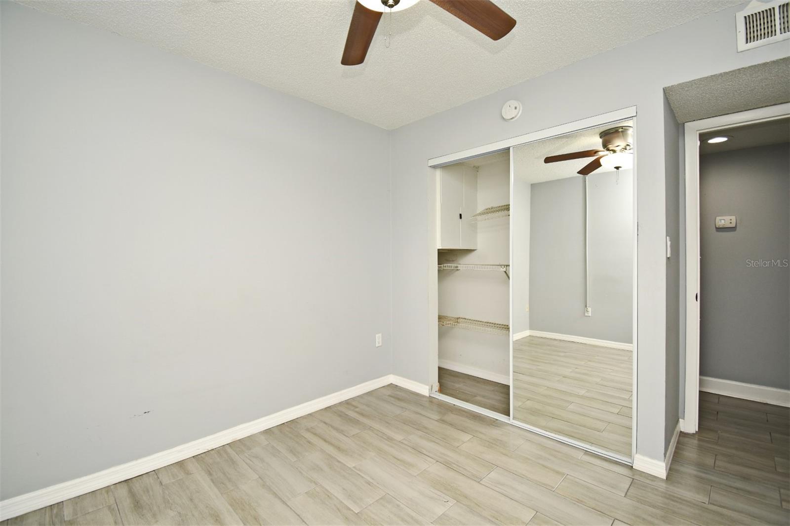 Image 21 of 45 For 610 Cranes Way 301
