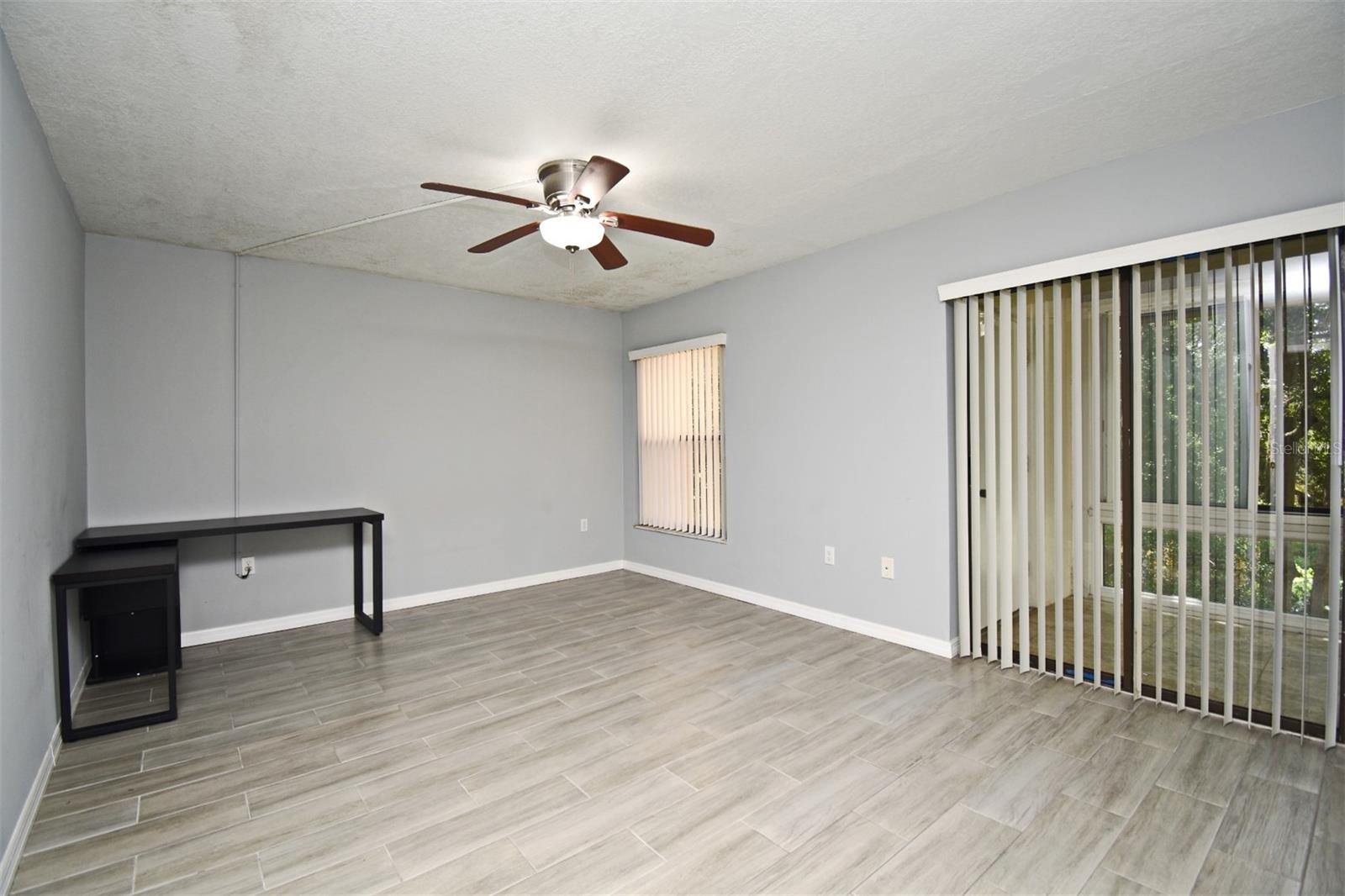 Image 22 of 45 For 610 Cranes Way 301